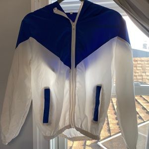 Women’s windbreaker